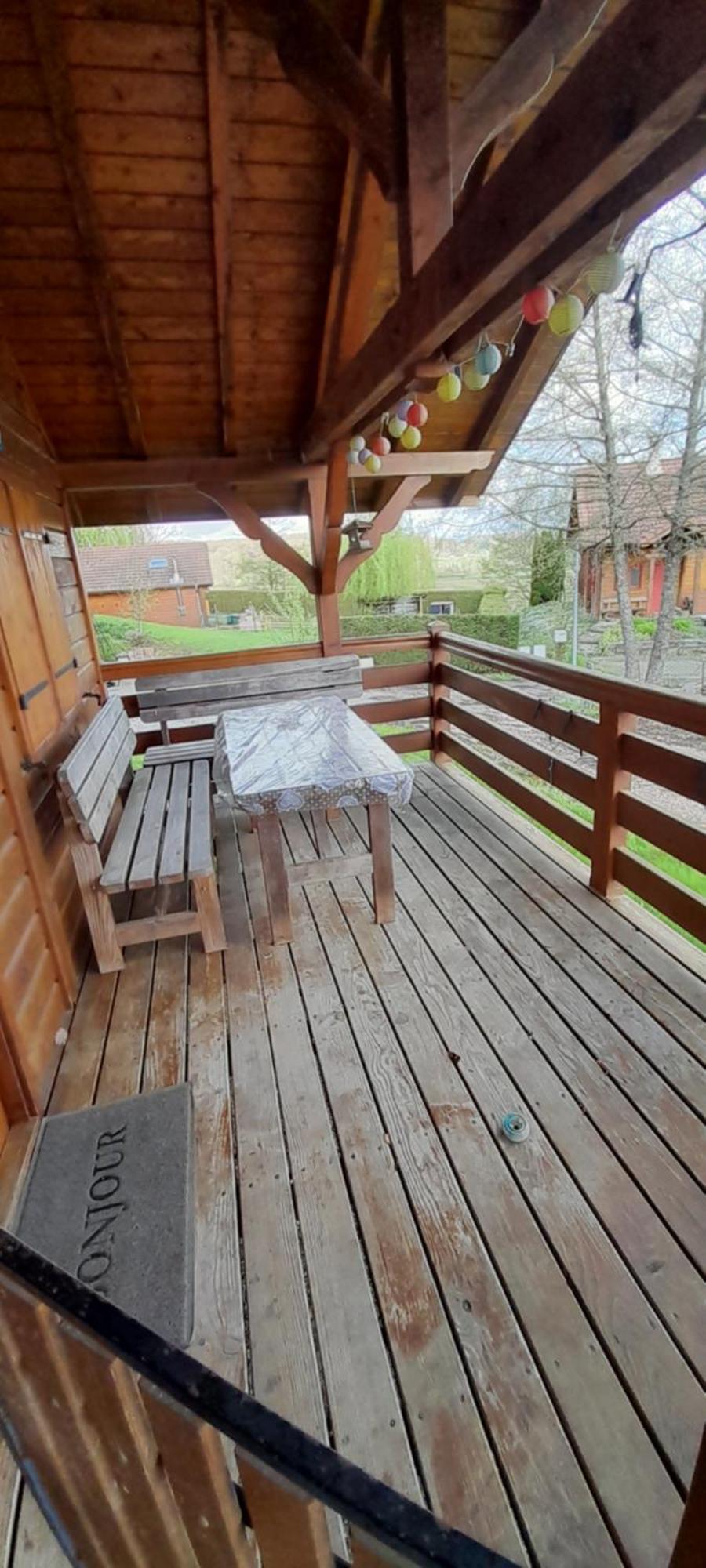 Location Type Gite, Chambre D'Hote, Meuble De Tourisme Dans Joli Petit Chalet Typique Et Ou Jolie Roulotte Type Boheme Waldighoffen Eksteriør billede